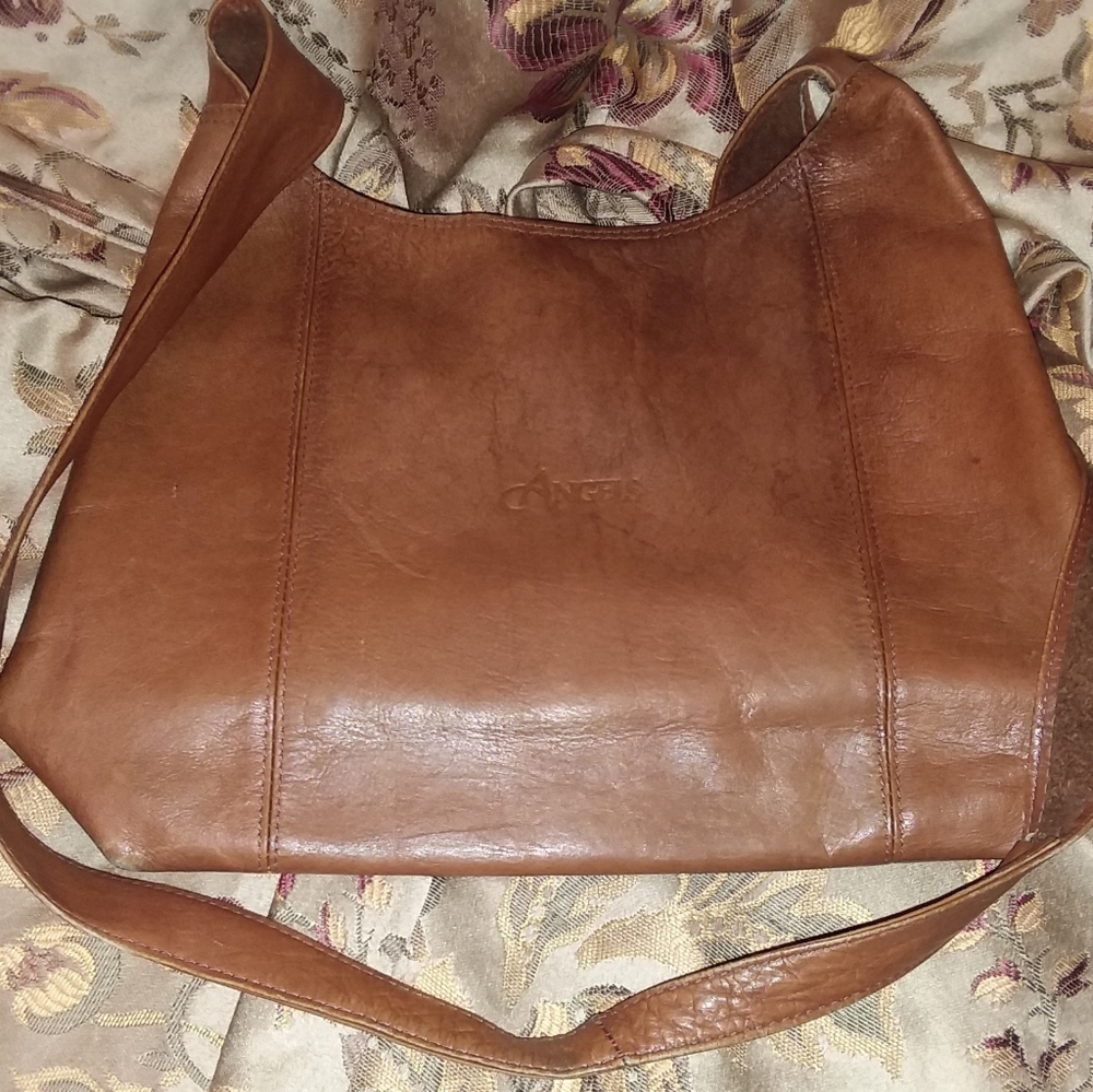 Angel's shoulder bag